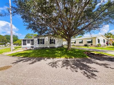 Photo 3 of 46 of home located at 2664 S. Pebblebrook Dr. Homosassa, FL 34448