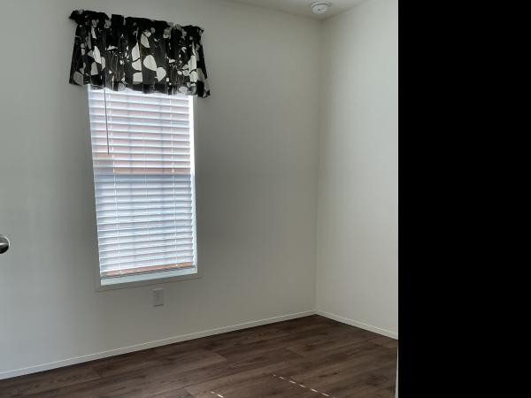 2022 CHAMPION RH2683B Mobile Home