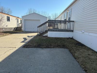 Photo 3 of 29 of home located at 2131 SE Windover Dr. #B20 Ankeny, IA 50021