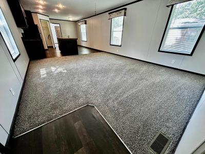 Mobile Home at 6618 Goldenbell Lot 187 Indianapolis, IN 46203