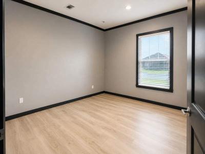 Photo 2 of 4 of home located at 138 Short Loop Rd New Braunfels, TX 78130