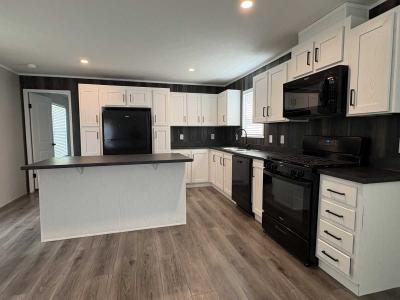 Mobile Home at 588 Hamilton Mount Morris, MI 48458
