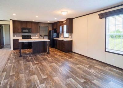 Mobile Home at 4127 Currant Ln Lot 61 Burton, MI 48529