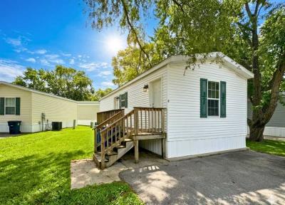 Mobile Home at 18 Big Chief Bourbonnais, Il 60914, Lot Hc002 Bourbonnais, IL 60914