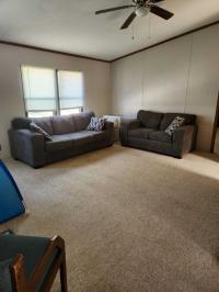 1986 Schult Manufactured Home