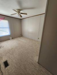1986 Schult Manufactured Home