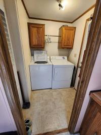 1986 Schult Manufactured Home