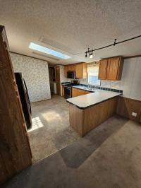 Lincoln Park 2324 Manufactured Home