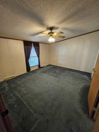 Lincoln Park 2324 Manufactured Home