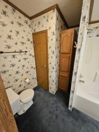 Lincoln Park 2324 Manufactured Home