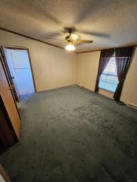 Lincoln Park 2324 Manufactured Home