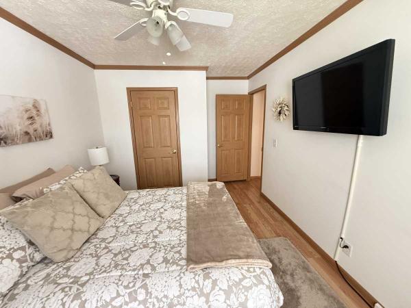 2003 REDMAN Manufactured Home