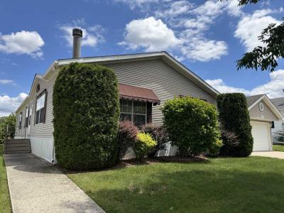 Photo 2 of 21 of home located at 188 Aster Ln Matteson 60443, IL 60443