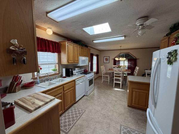 2003 REDMAN Manufactured Home