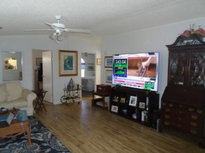 Photo 5 of 21 of home located at 3432 State Road 580, Lot 211 Safety Harbor, FL 34695