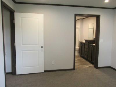 Photo 5 of 20 of home located at 6027 S. Prestwick Pl. Sioux Falls, SD 57106