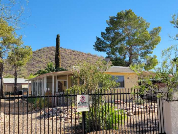 1977  Mobile Home For Sale