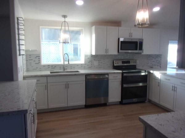 1997 Skyline Oakmanor Limited Manufactured Home