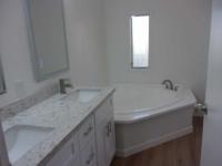 1997 Skyline Oakmanor Limited Manufactured Home