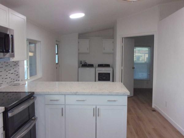 1997 Skyline Oakmanor Limited Manufactured Home