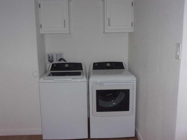 1997 Skyline Oakmanor Limited Manufactured Home