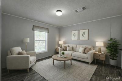 Photo 2 of 6 of home located at 6 Forest Lane Largo, FL 33773
