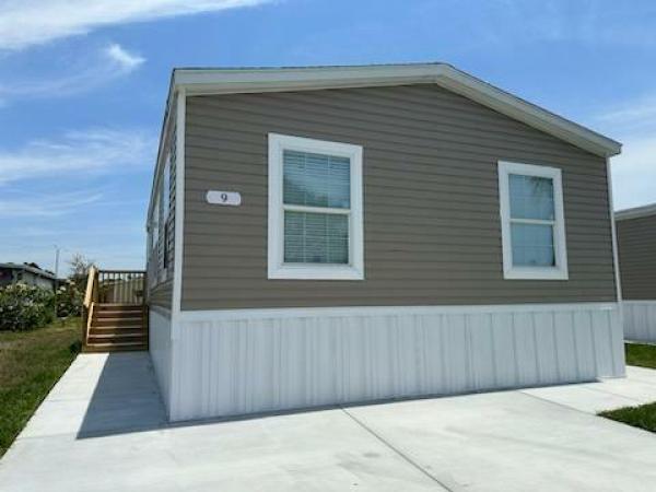 2022 FLEETWOOD Mobile Home For Sale