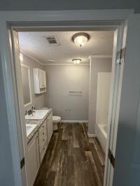 2021 Clayton Homes Inc Community Series Mobile Home