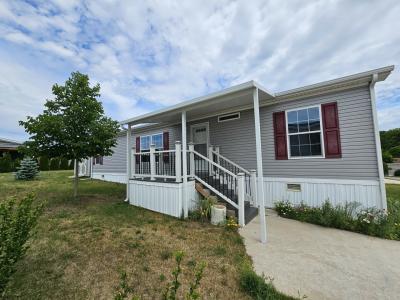 Mobile Home at 2287 Summerfield Ln Traverse City, MI 49686