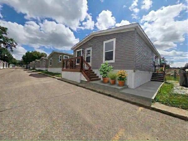 Photo 1 of 2 of home located at 299 Mallard Lane Madison, WI 53704
