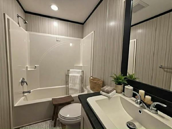 2026 Clayton - Wakarusa, IN The Pulse Manufactured Home