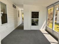 1986 Barrington Manufactured Home