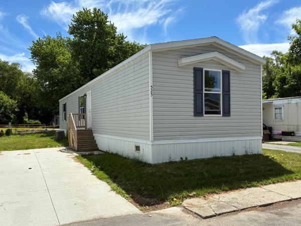 Photo 1 of 1 of home located at 525 Lanier South Lyon, MI 48178