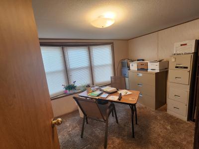 Photo 4 of 10 of home located at 49701 Gloucester Court Shelby Twp, MI 48315
