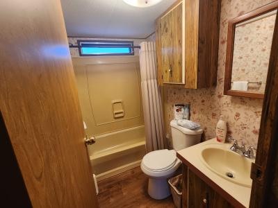 Photo 5 of 10 of home located at 49701 Gloucester Court Shelby Twp, MI 48315