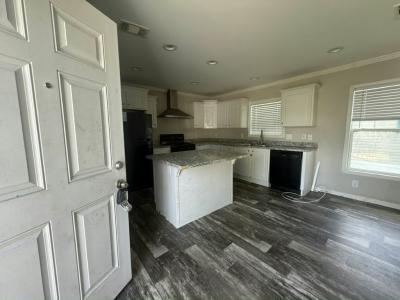 Photo 5 of 15 of home located at 10201 W Beaver St #121 Jacksonville, FL 32220