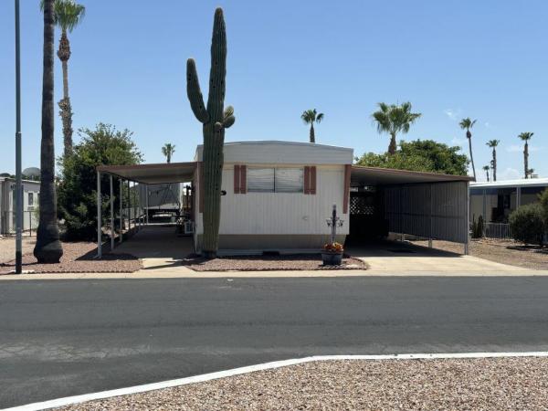 1980 Town and Country Mobile Home For Sale