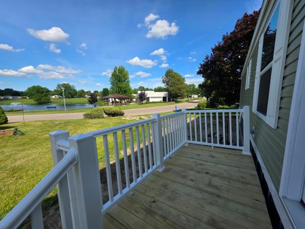 Photo 2 of 2 of home located at 101 Bobolink #101 Rochester Hills, MI 48309