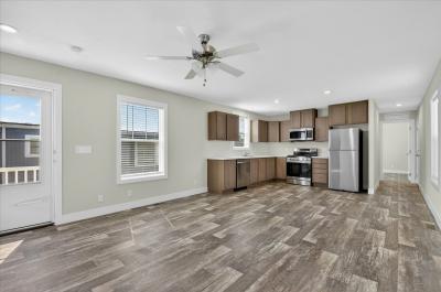 Mobile Home at 107 W Shoreway Dr Sandusky, OH 44870