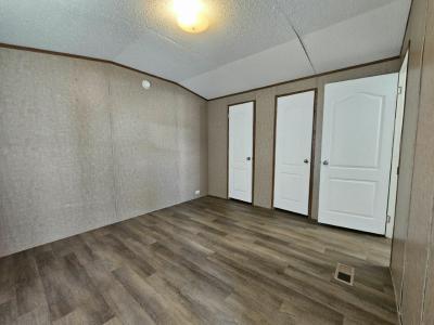 Photo 5 of 9 of home located at 6280 Hamilton Dr. #13 Fort Myers, FL 33905