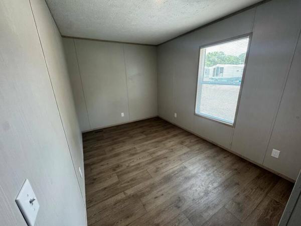 2024 76CEJ16663AH24  Home