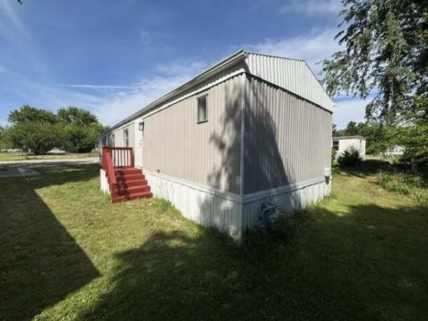 1986 UNKNOWN  Home