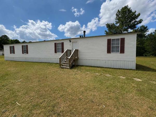 1999  Mobile Home For Sale
