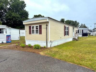 Photo 4 of 22 of home located at 735 Memorial Dr. #94 Chicopee, MA 01020