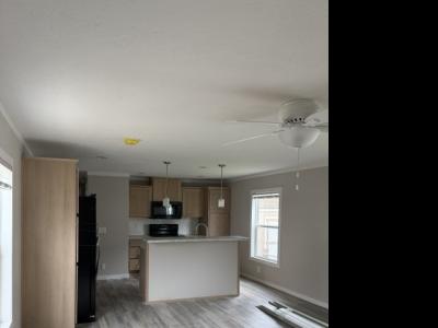 Photo 2 of 16 of home located at 304 Wilma Avenue #27 Louisville, KY 40229