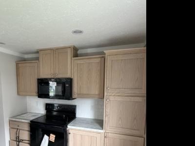 Photo 4 of 16 of home located at 304 Wilma Avenue #27 Louisville, KY 40229