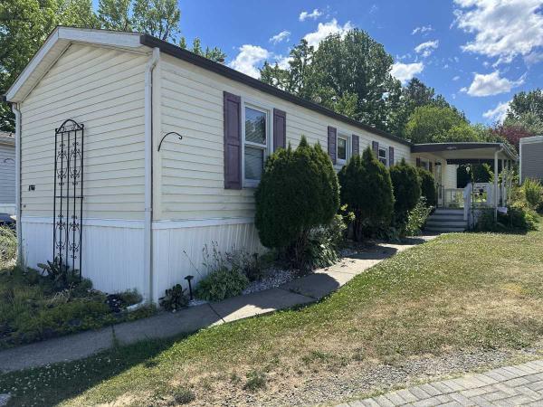 1992 Commodore Mobile Home For Sale