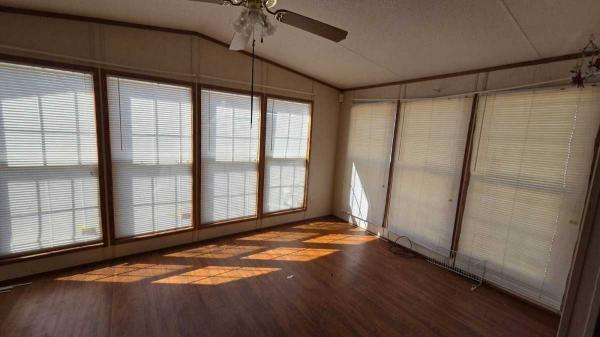 2002  Mobile Home For Sale