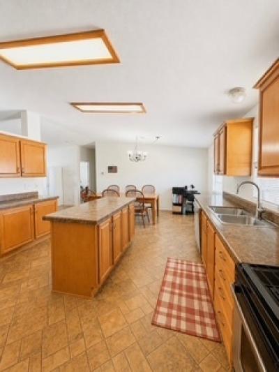 Photo 4 of 8 of home located at 27361 Sierra Hwy Unit#192 Canyon Country, CA 91351