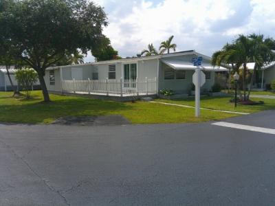 Photo 2 of 18 of home located at 6711 NW 45th Ave.r08 Coconut Creek, CO 33073
